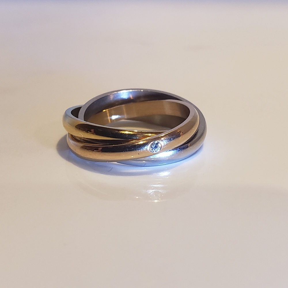 6-10 New Swarovski Crystal Gold Plated Rolling / Trinity Ring, 18K, 3 Tone Gold